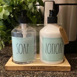 Rae Dunn Eucalyptus Mint SOAP and
LOTION Set on wooden display